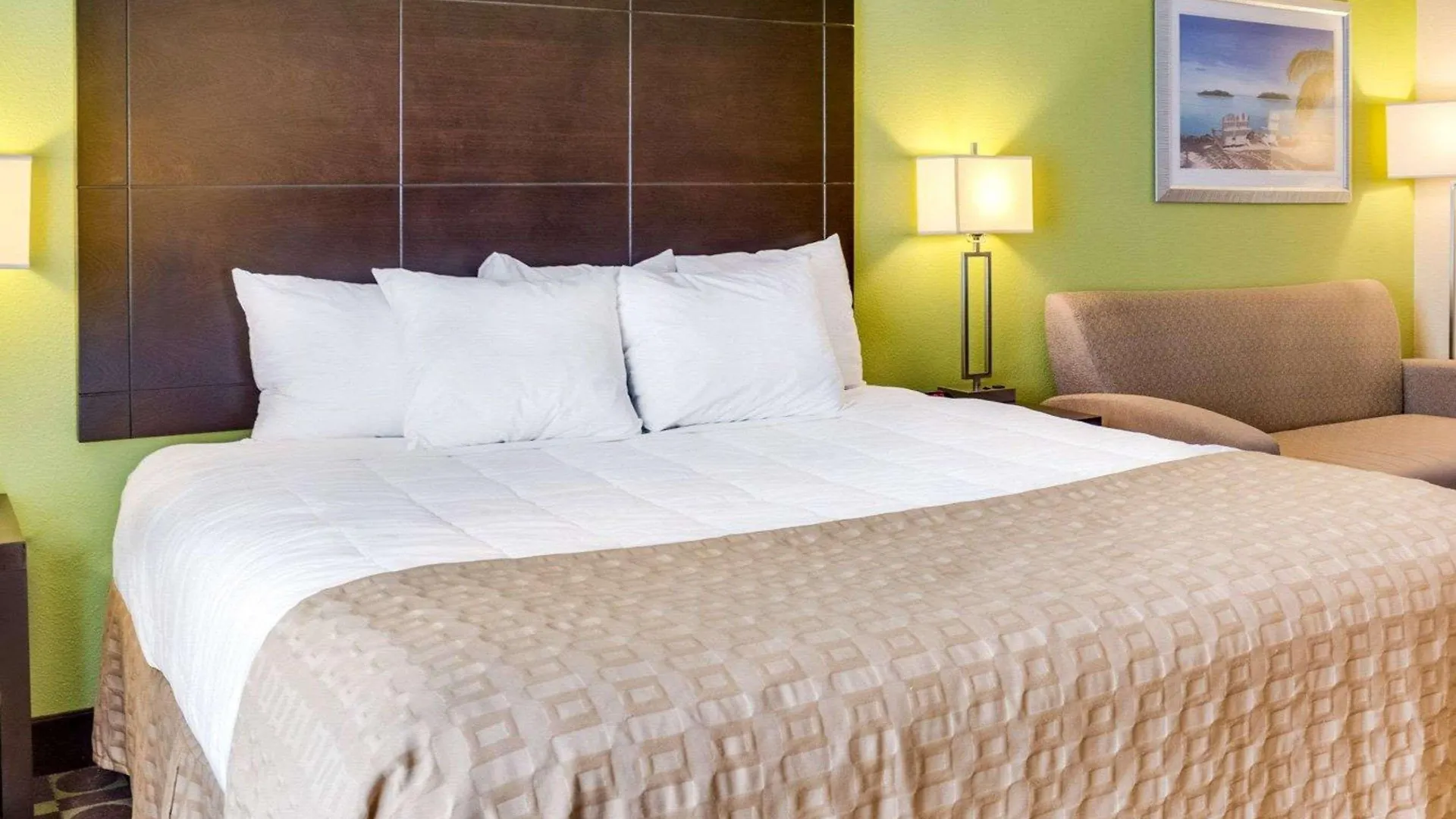 Garner Hotel Virginia Beach North By Ihg