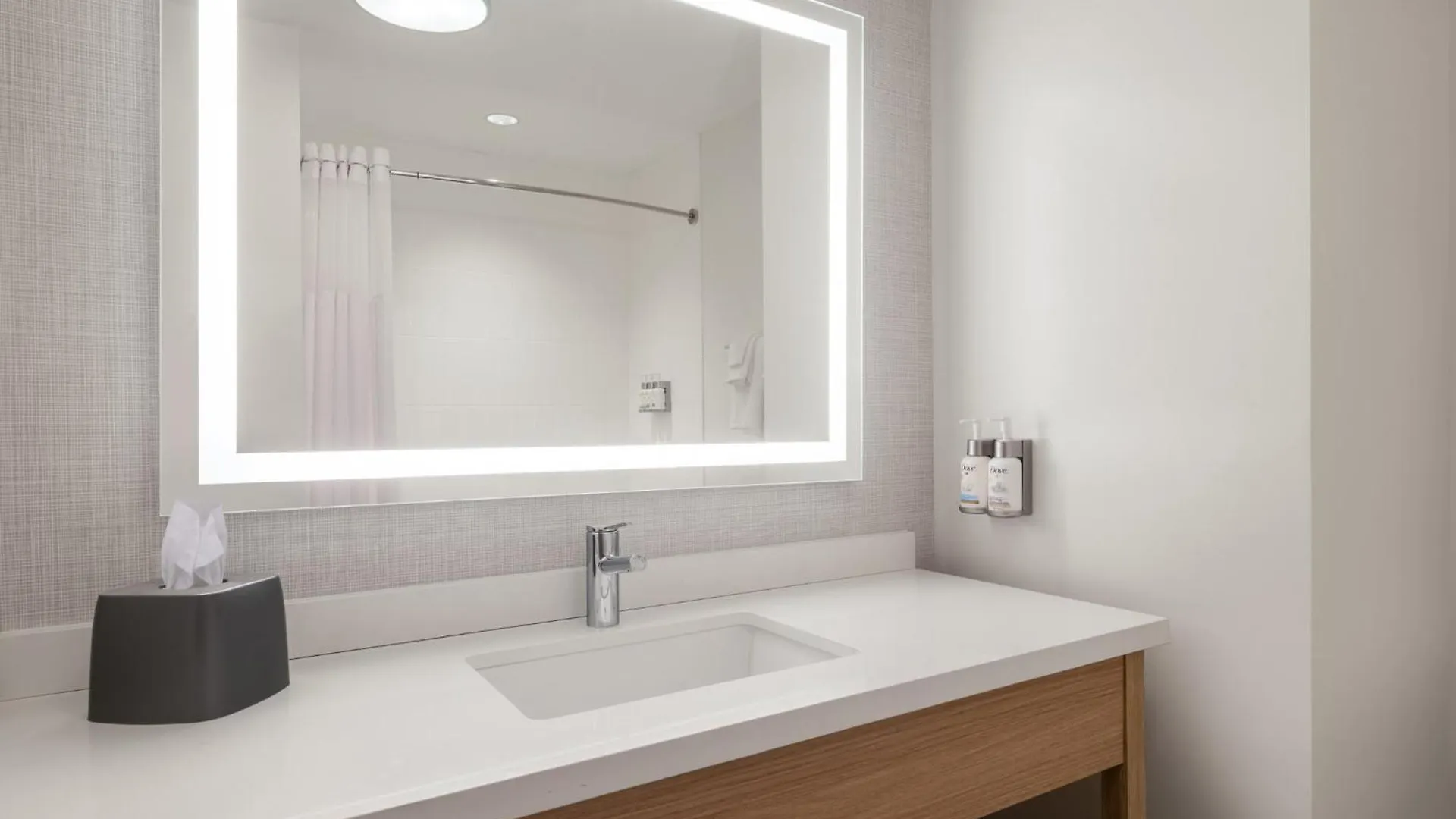 Garner Hotel Virginia Beach North By Ihg