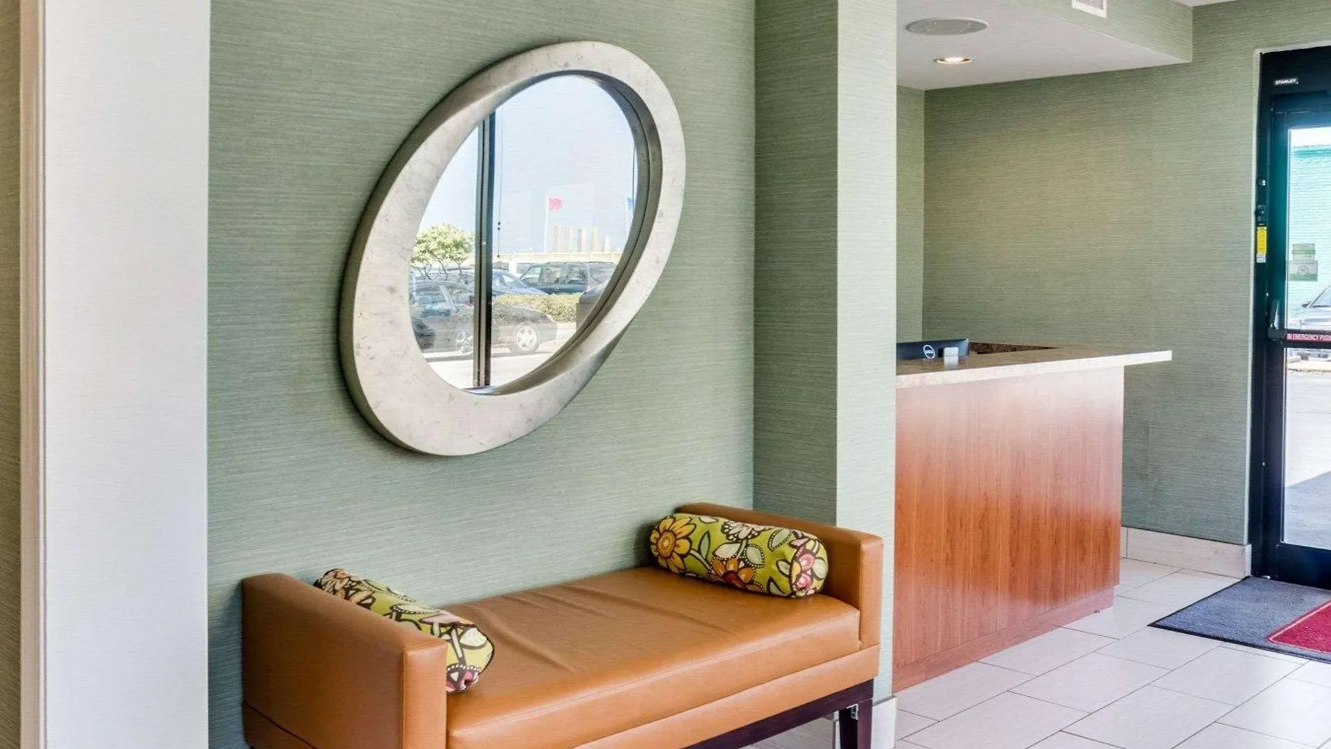 Garner Hotel Virginia Beach North By Ihg