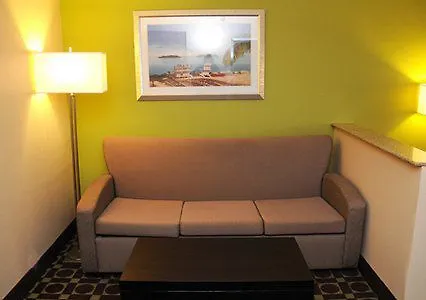 Garner Hotel Virginia Beach North By Ihg 3*,